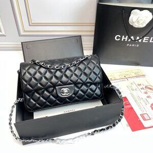 CHANEL Classic Flap Bag CF Bag Like New